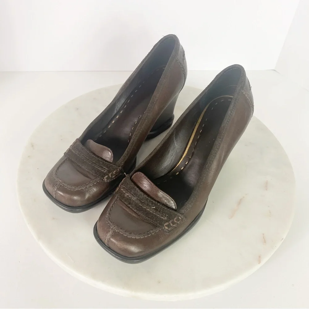 Gianni Bini Grandmacore Retro Brown Pump Shoe Wedge Womens 6.5 Square Toe